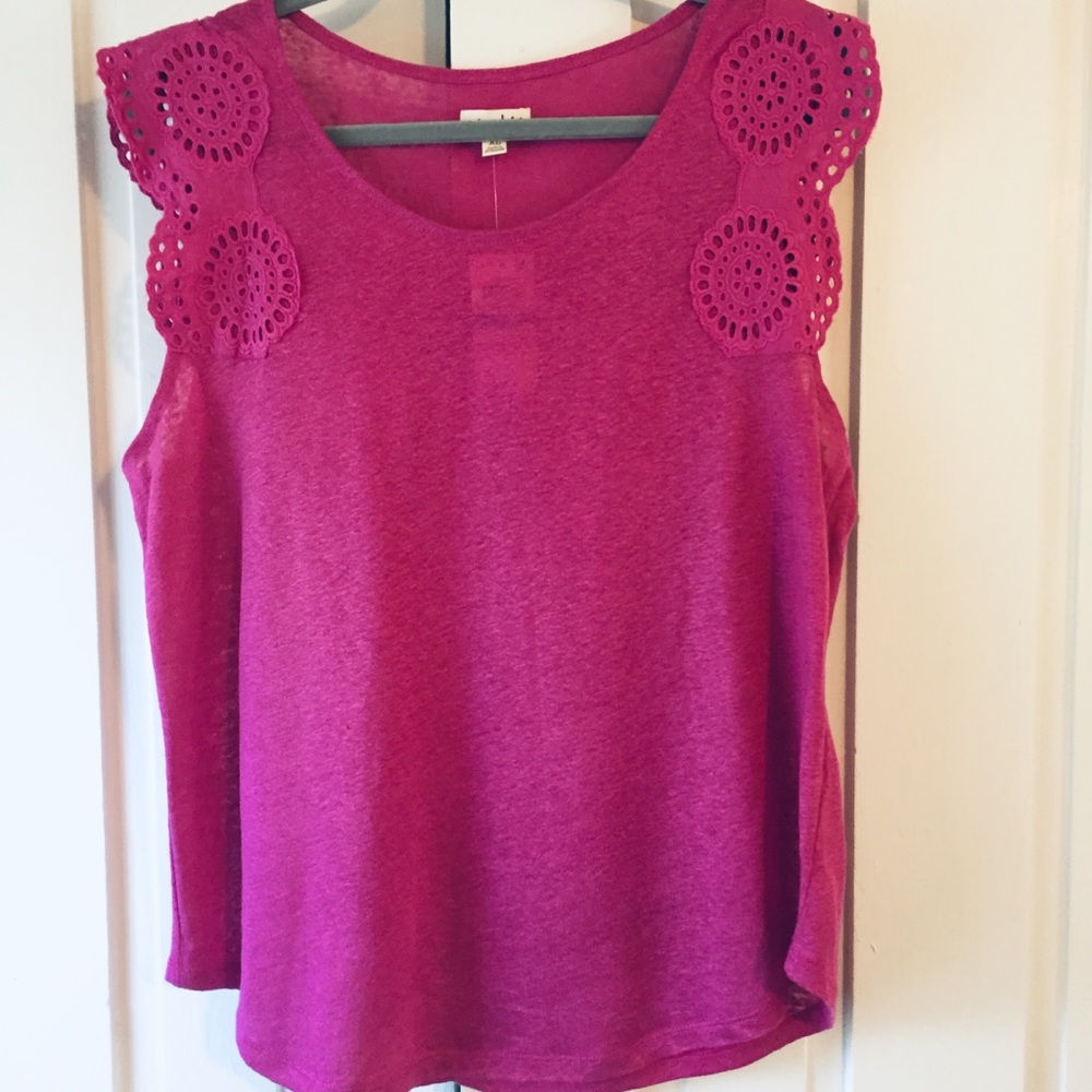 Maison Jules NWT Linen Magenta Top with Lace Scallop Sleeves - XL